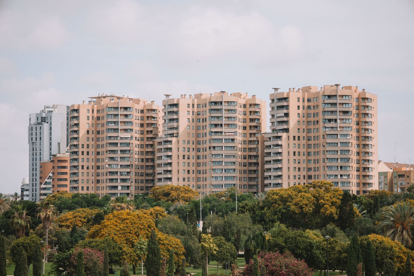Jardines de Valencia: Un Oasis Urbano con Sabor a Horchata